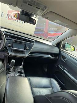 تويوتا أفالون